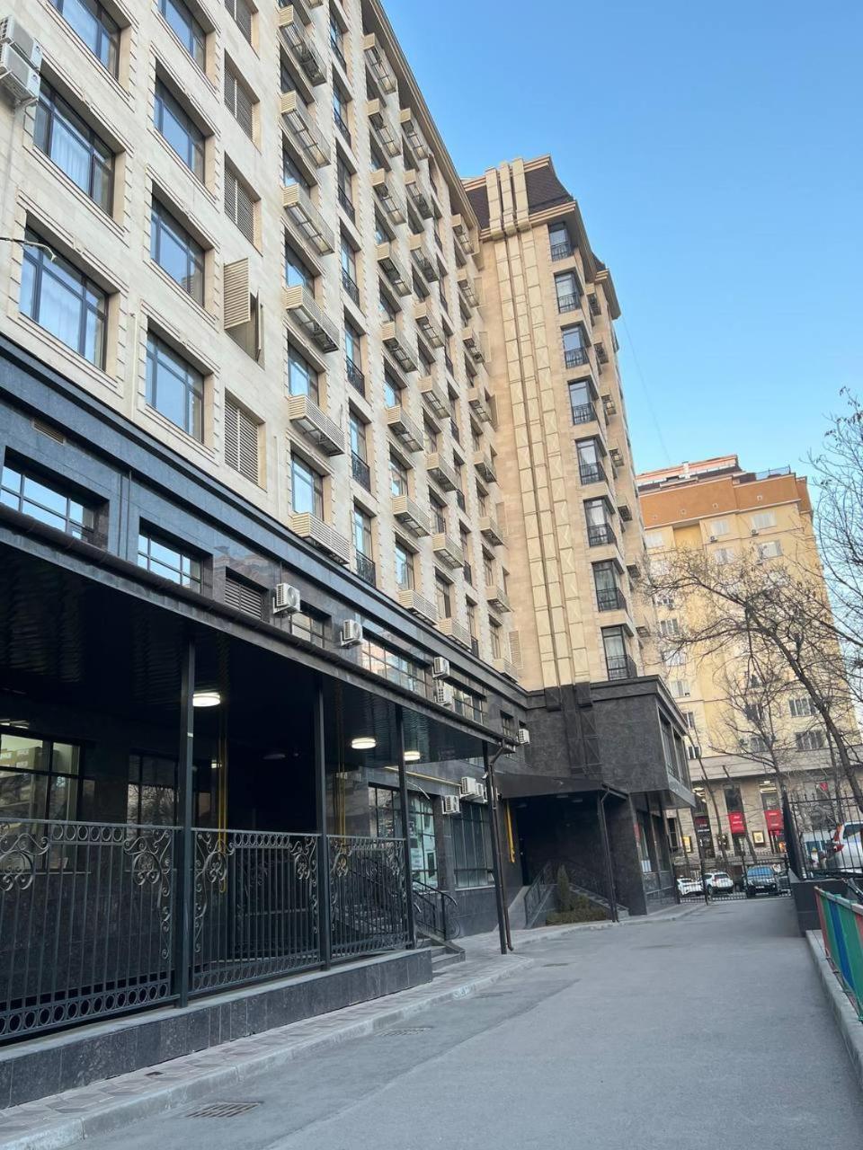Apartments "Harmony" On Sydykova St 156А Bisjkek Eksteriør bilde
