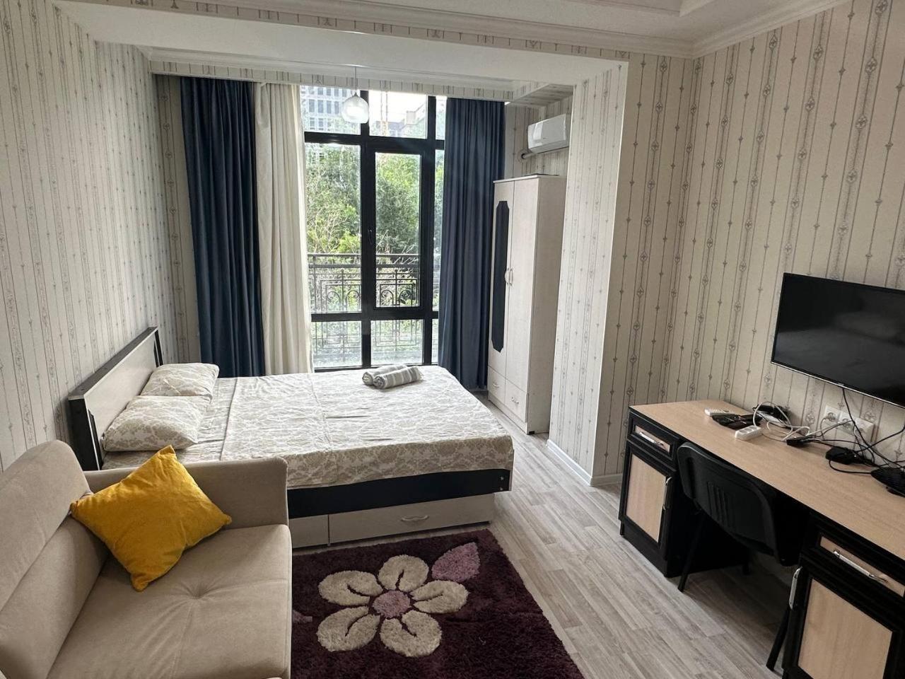 Apartments "Harmony" On Sydykova St 156А Bisjkek Eksteriør bilde