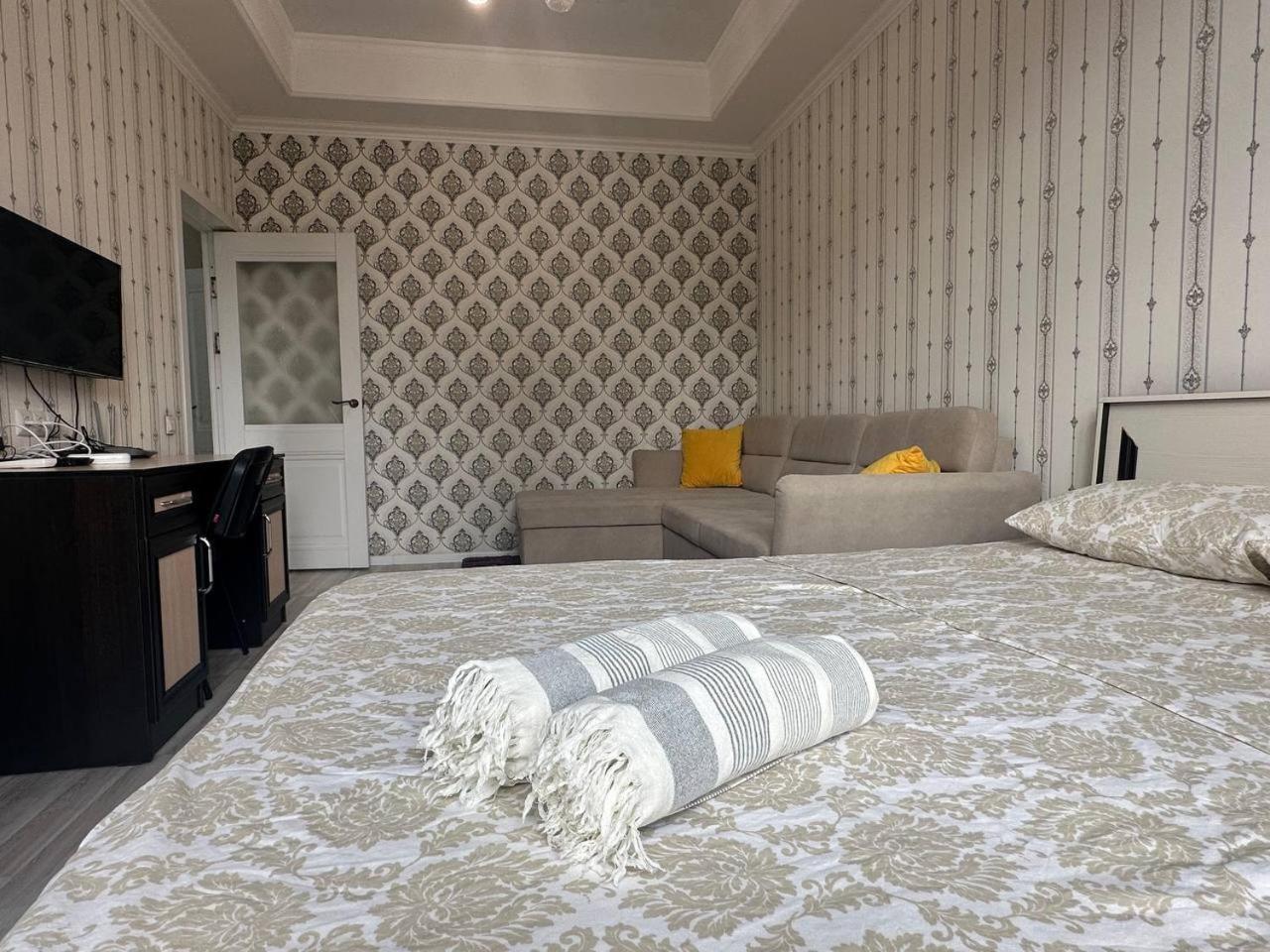 Apartments "Harmony" On Sydykova St 156А Bisjkek Eksteriør bilde